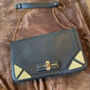 Urban Expressions Purse